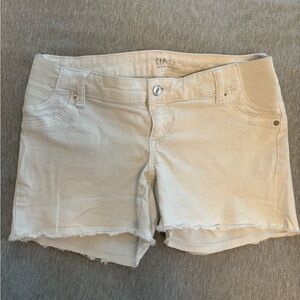 Gap maternity shorts